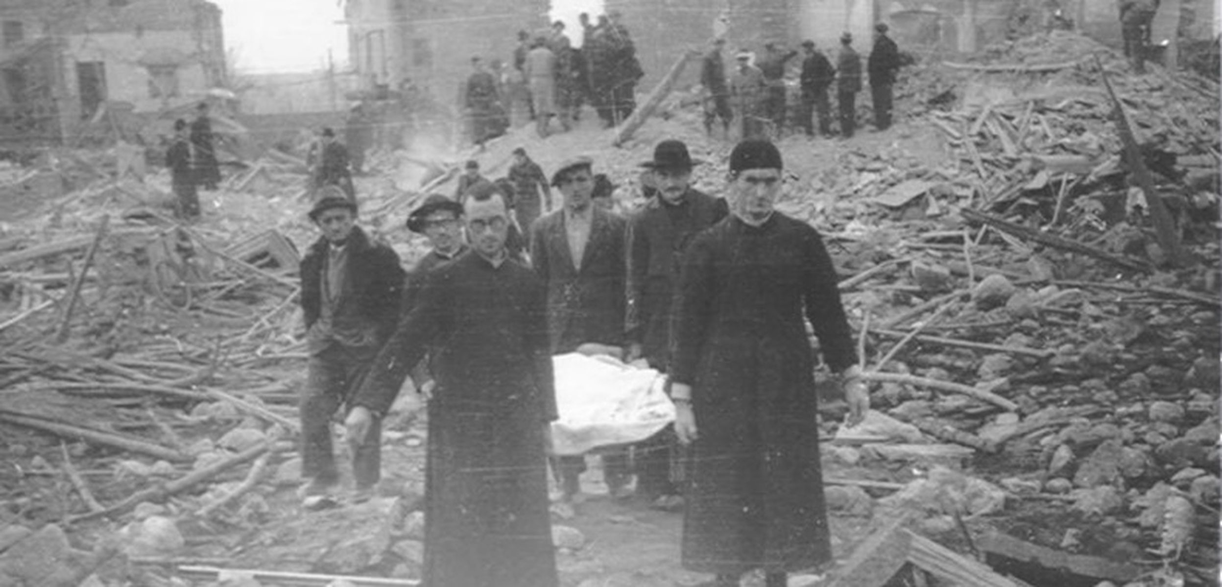 VILLALVERNIA – Una lapide contro la guerra